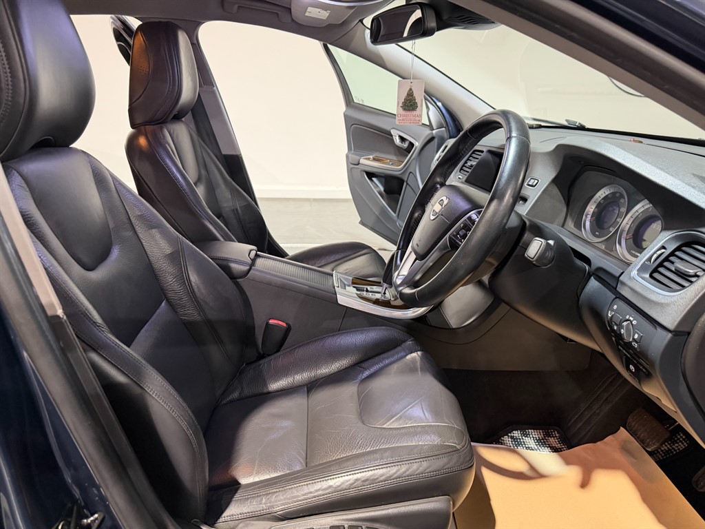 Used Volvo S60 2012 for sale - 76875343: Photo 6