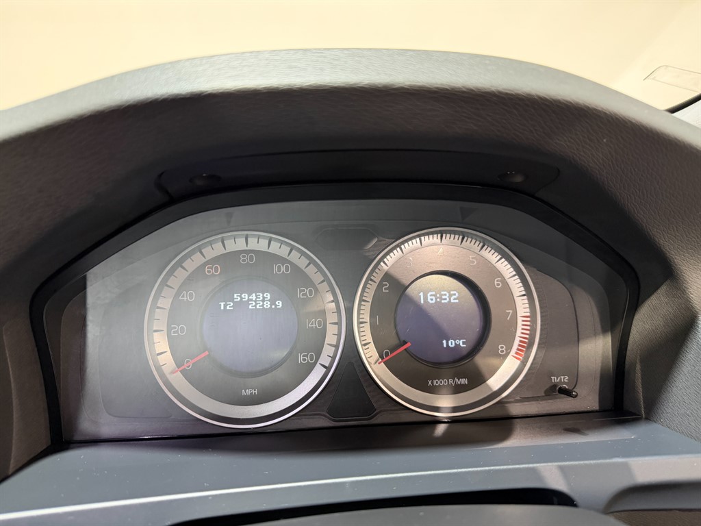 Used Volvo S60 2012 for sale - 76875343: Photo 8