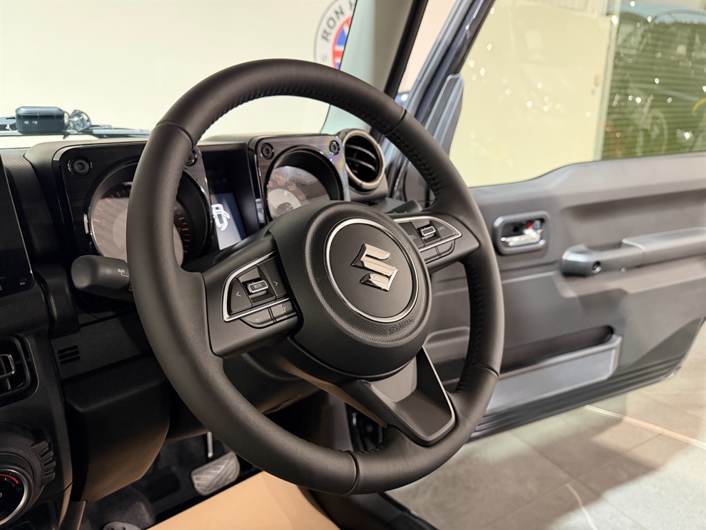 Used Suzuki Jimny 2025 for sale - 77198553: Photo 7