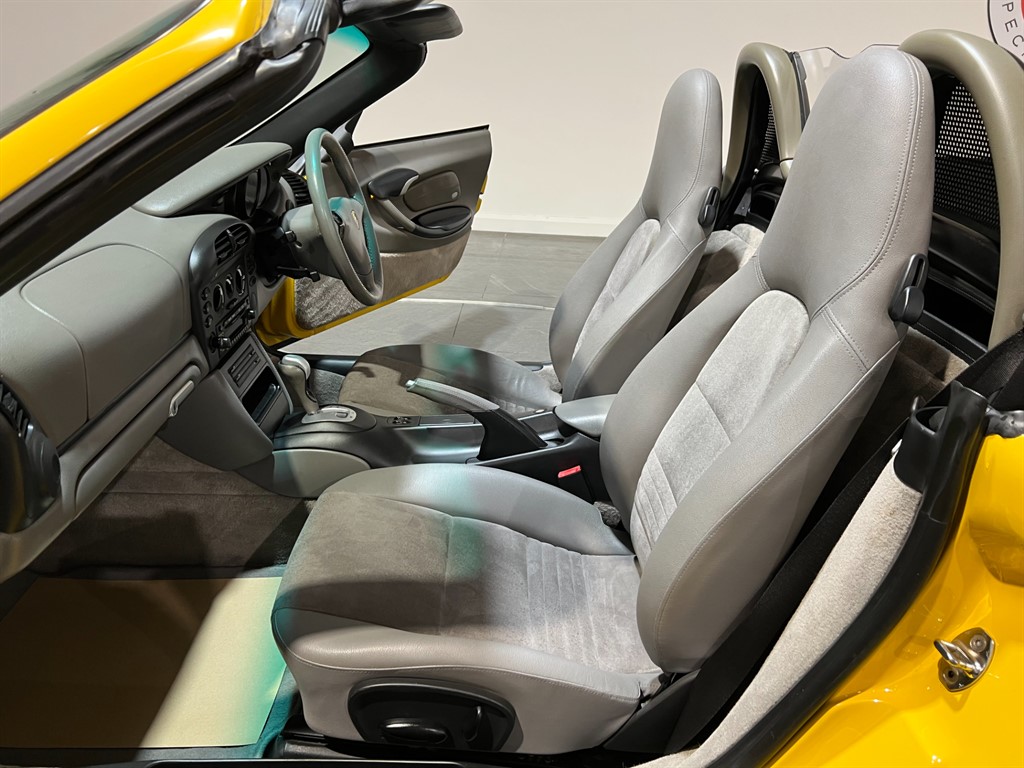 Used Porsche Boxster 2003 for sale - 76140492: Photo 5