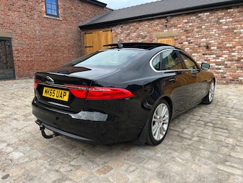 Used Jaguar XF 2015 for sale - 75591187: Photo