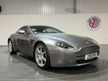 Aston Martin - Vantage