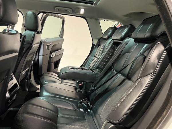 Used Land Rover Range Rover Sport 2015 for sale - 76067262: Photo 10