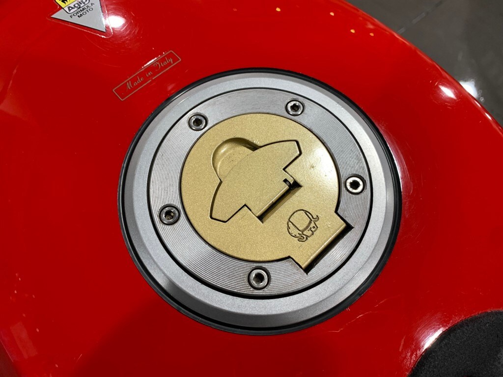 Ducati 900