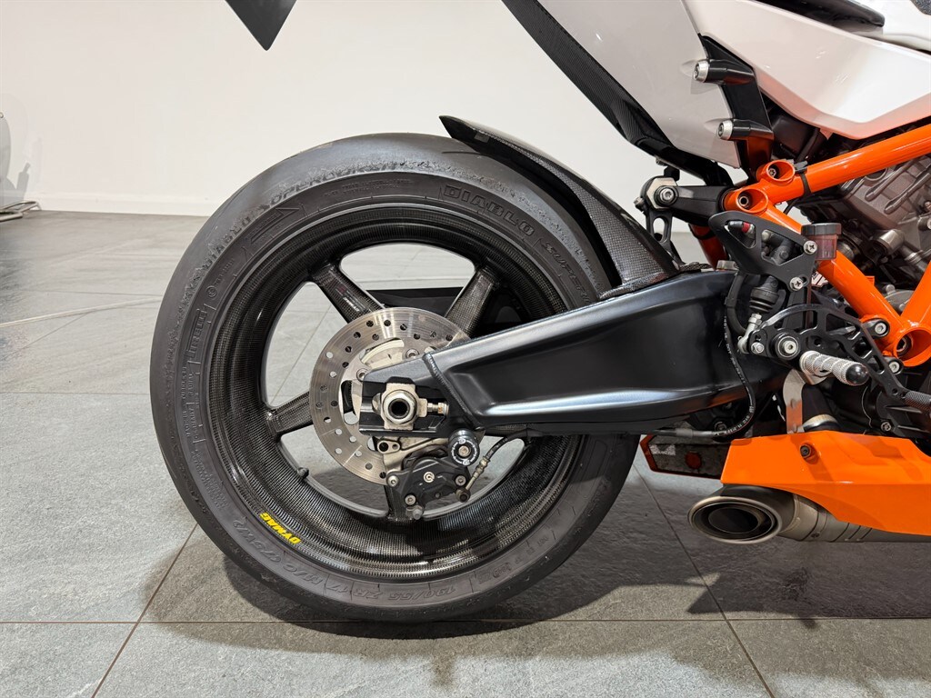 KTM RC