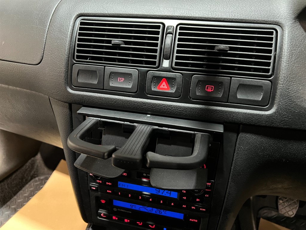 Used Volkswagen Golf 2002 for sale - 76804459: Photo 10