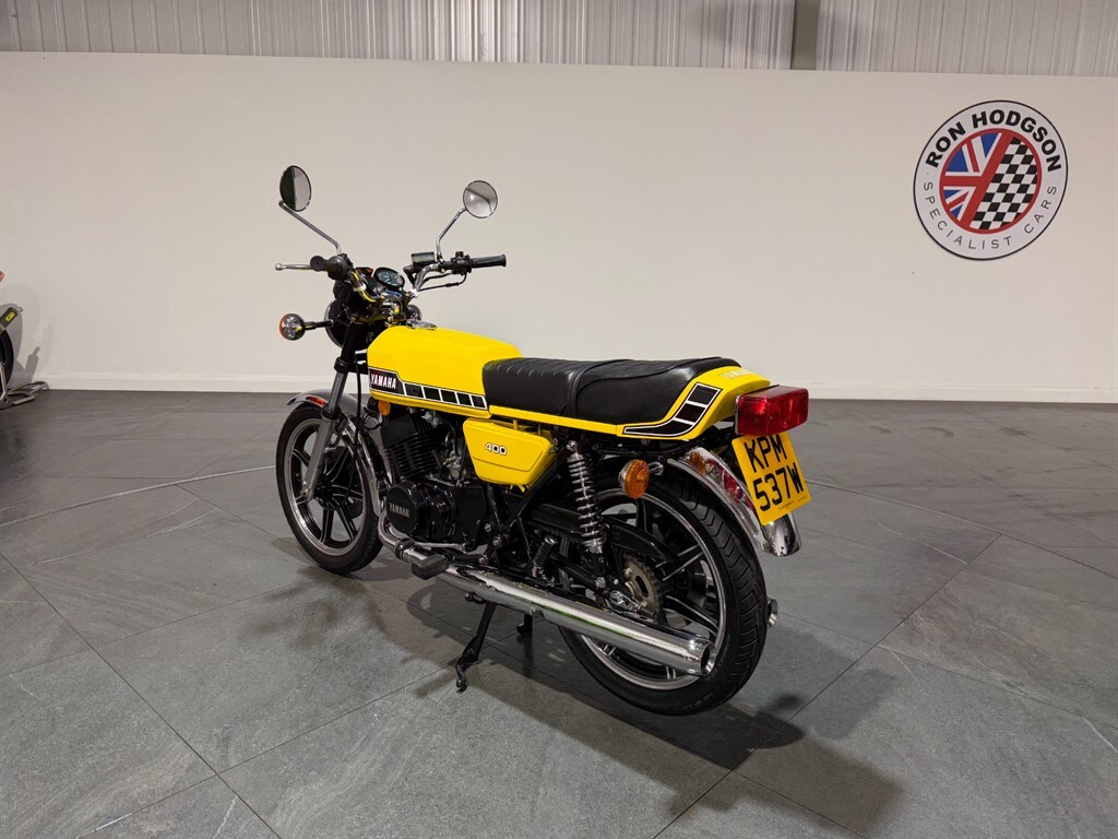 Yamaha RD400