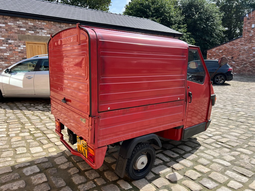 Piaggio Ape