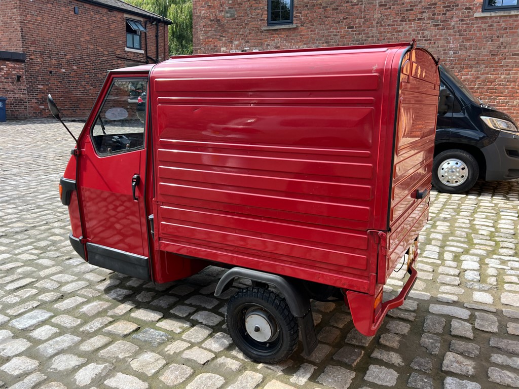 Piaggio Ape