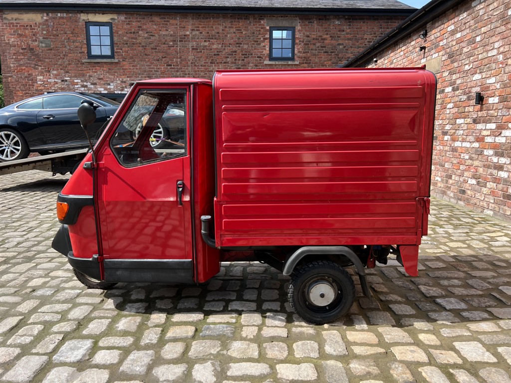 Piaggio Ape