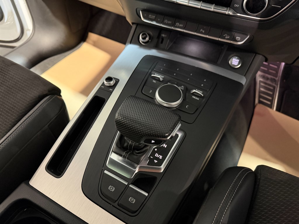 Used Audi Q5 2018 for sale - 76889059: Photo 10