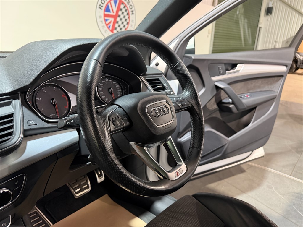 Used Audi Q5 2018 for sale - 76889059: Photo 9