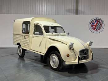 1977 - 0.6 Saloon 4dr Petrol Manual (29 bhp)