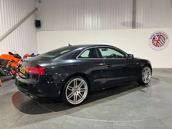 Used Audi A5 2010 for sale - 76428385: Photo