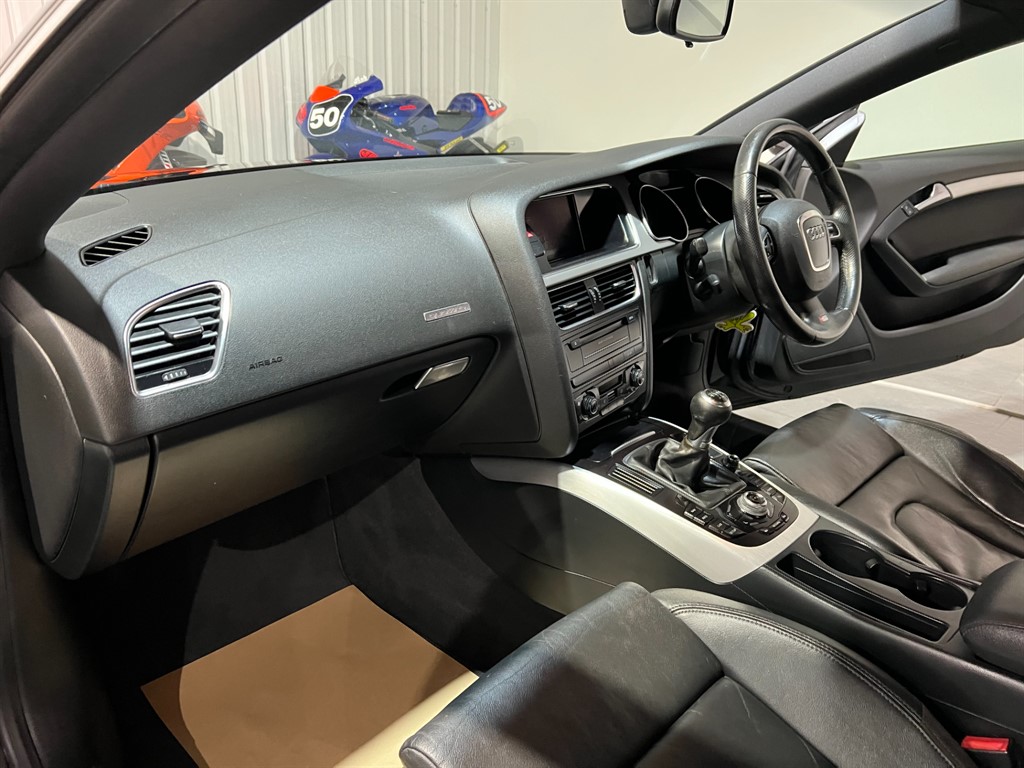 Used Audi A5 2010 for sale - 76428385: Photo 9