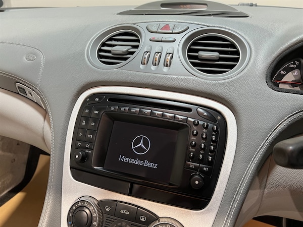 Used Mercedes-Benz SL 2003 for sale - 75572428: Photo 10