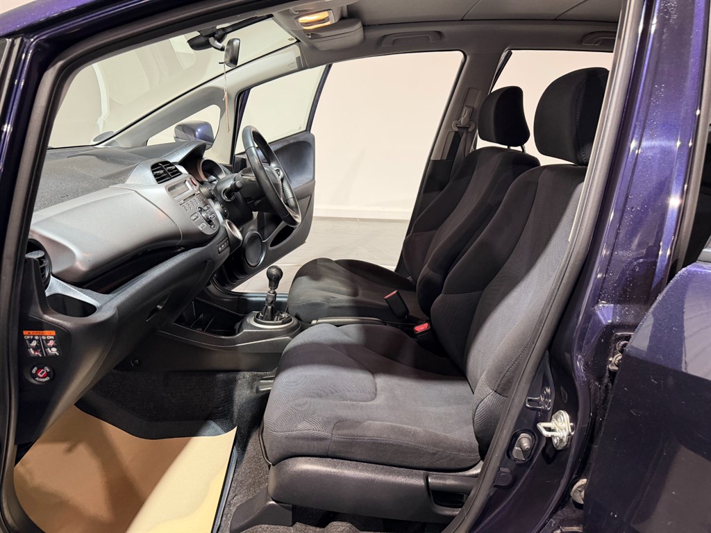 Used Honda Jazz 2009 for sale - 77540138: Photo 5