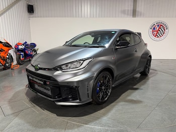 Used Toyota Yaris 2024 for sale - 77660714: Photo