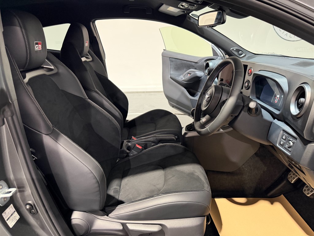 Used Toyota Yaris 2024 for sale - 77660714: Photo 5