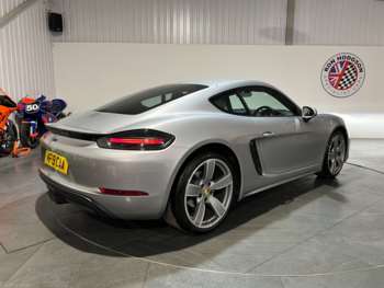 Used Porsche 718 Cayman 2019 for sale - 74619764: Photo
