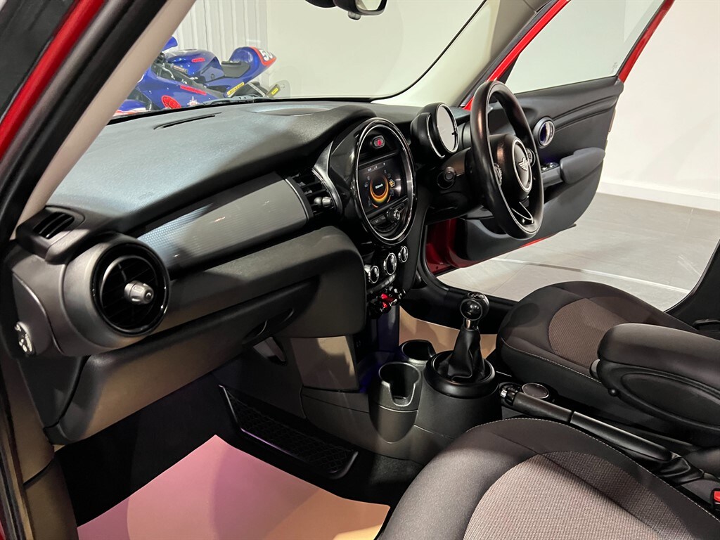 Used MINI Hatch 2015 for sale - 76428388: Photo 8