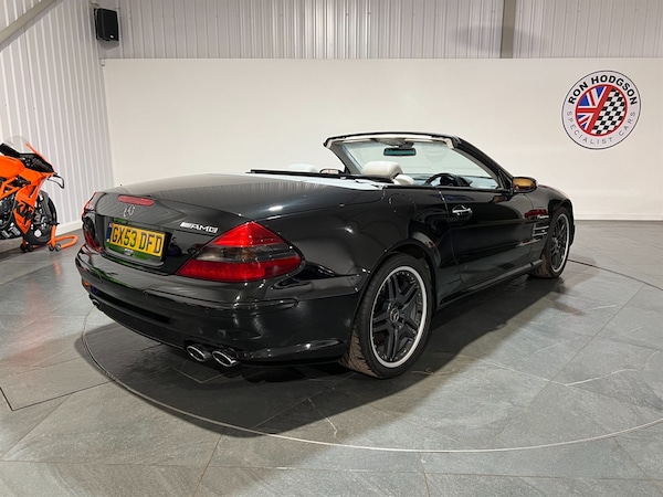 Used Mercedes-Benz SL 2004 for sale - 75570701: Photo 4