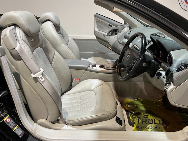 Used Mercedes-Benz SL 2004 for sale - 75570701: Photo 5