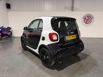 Used smart fortwo 2017 for sale - 78313915: Photo