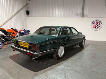 Used Jaguar XJ 1994 for sale - 78831521: Photo