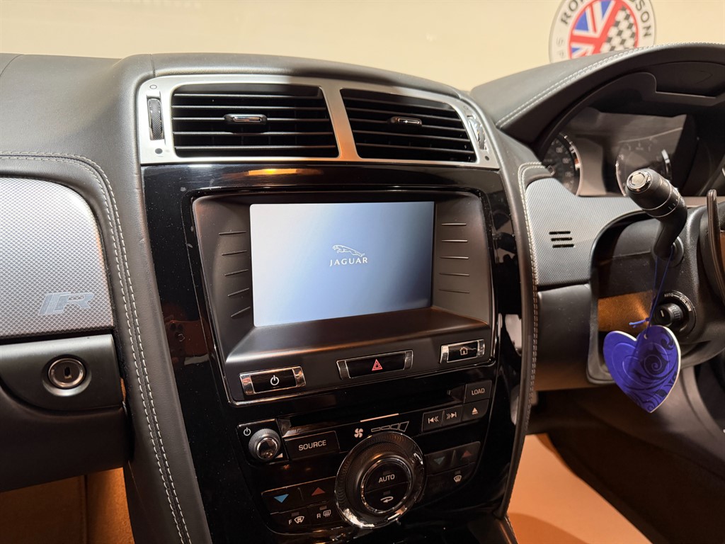 Used Jaguar XKR 2012 for sale - 77036462: Photo 8