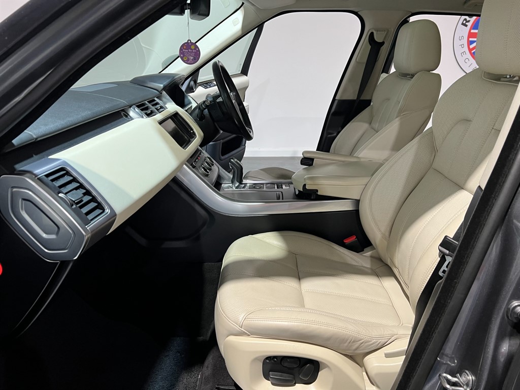 Used Land Rover Range Rover Sport 2014 for sale - 76709741: Photo 5