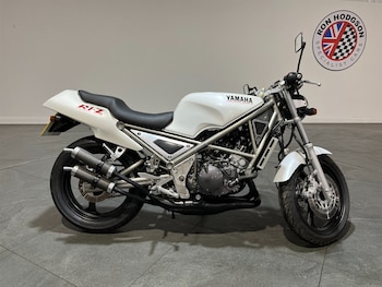 Used Yamaha R1 2014 for sale - bike-76889046: Photo