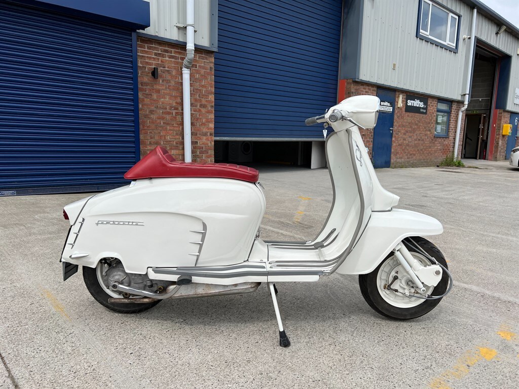Lambretta SX