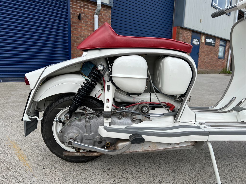 Lambretta SX