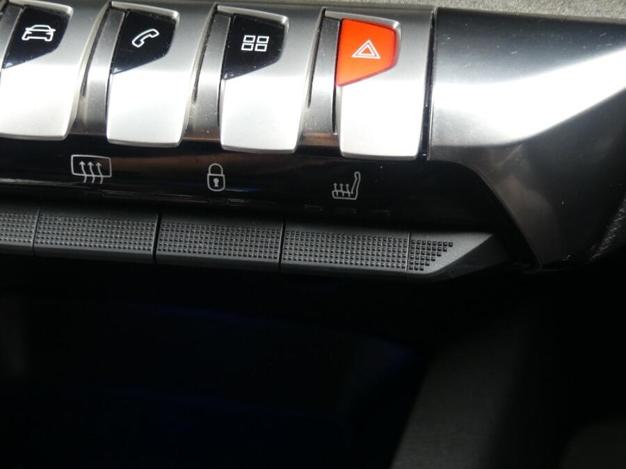 Used Peugeot 3008 2022 for sale - 76952302: Photo 17