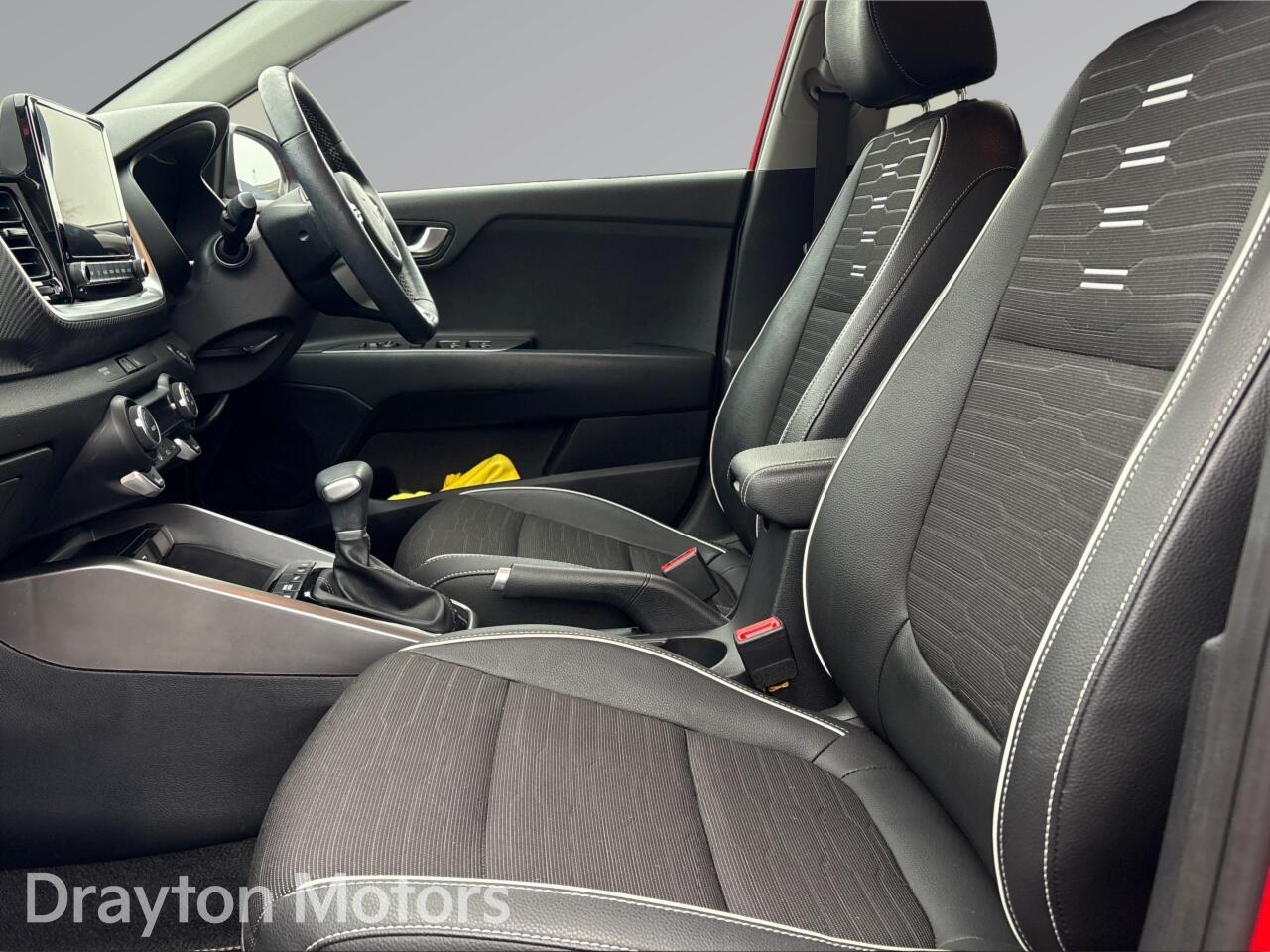 Used Kia Stonic 2024 for sale - 77469336: Photo 12