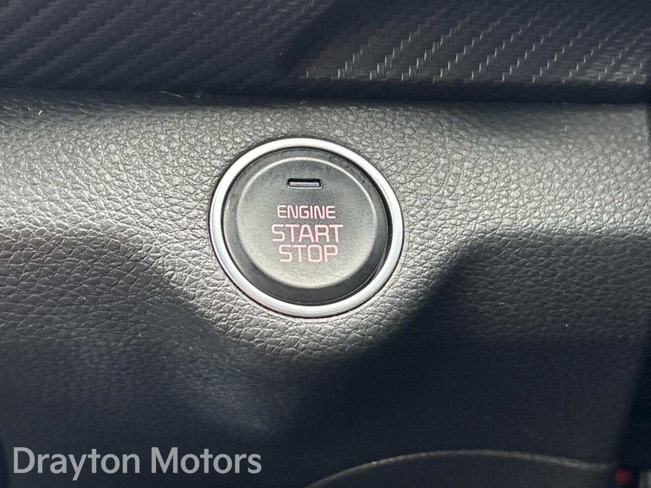 Used Kia Stonic 2024 for sale - 77469336: Photo 28