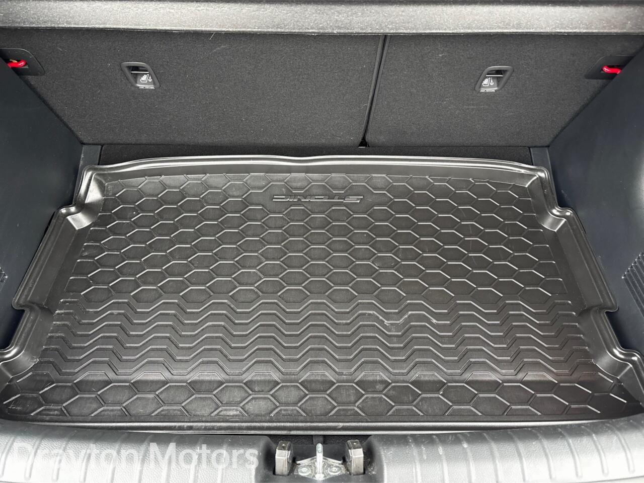 Used Kia Stonic 2024 for sale - 77469336: Photo 39