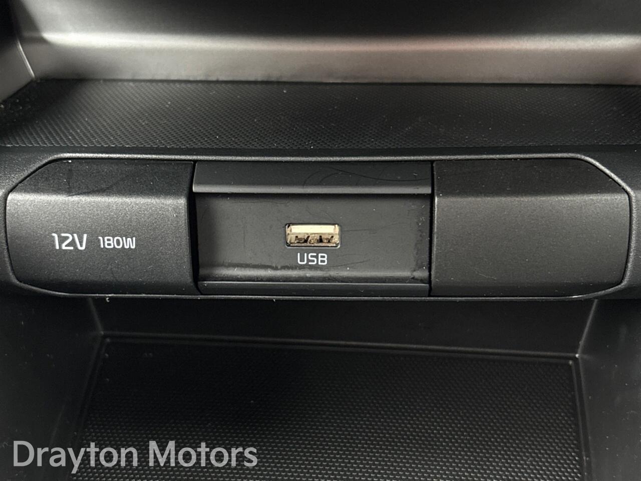 Used Kia Stonic 2024 for sale - 77469336: Photo 43