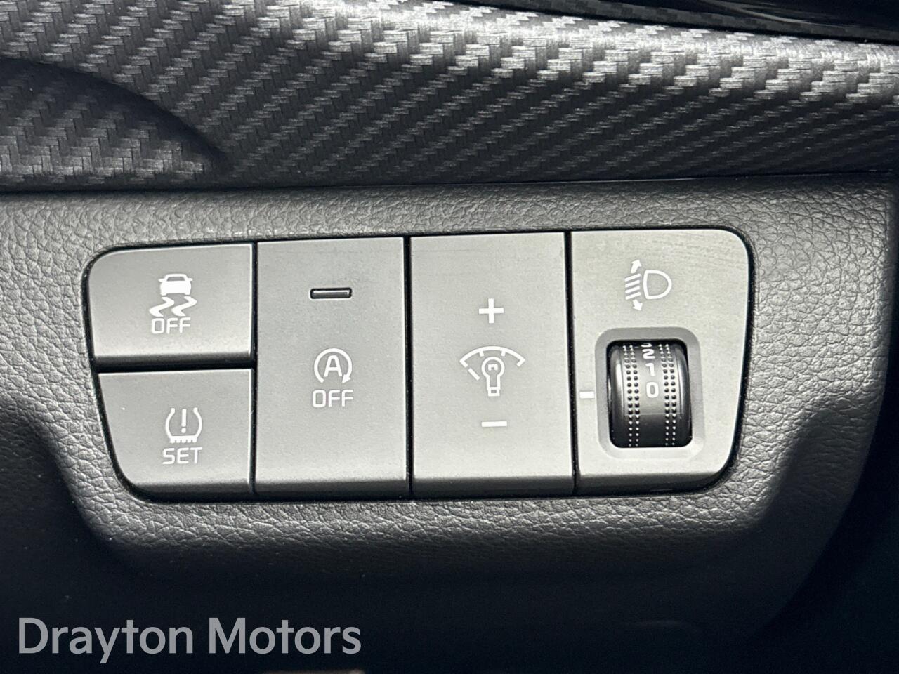 Used Kia Stonic 2024 for sale - 77469336: Photo 44