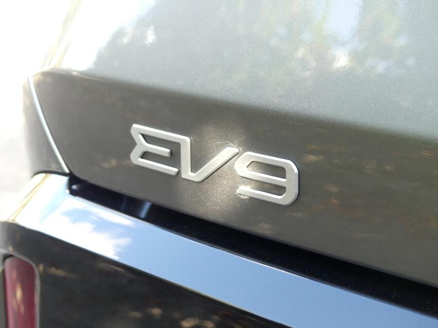 Vehicle 60