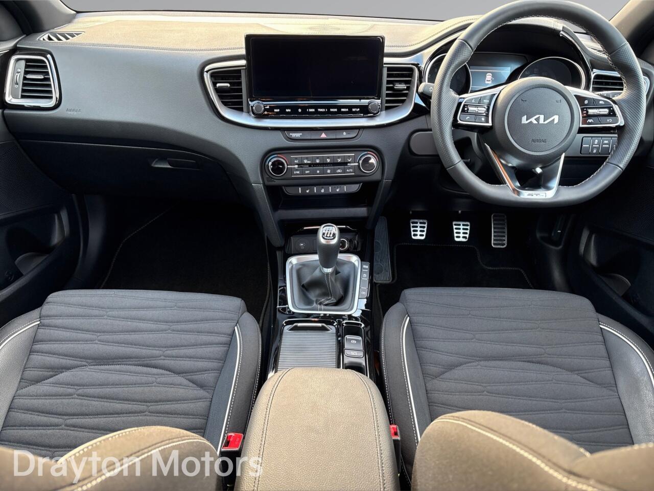 Used Kia XCeed 2025 for sale - 77320695: Photo 2