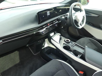 Used Kia EV6 2024 for sale - 75756222: Photo