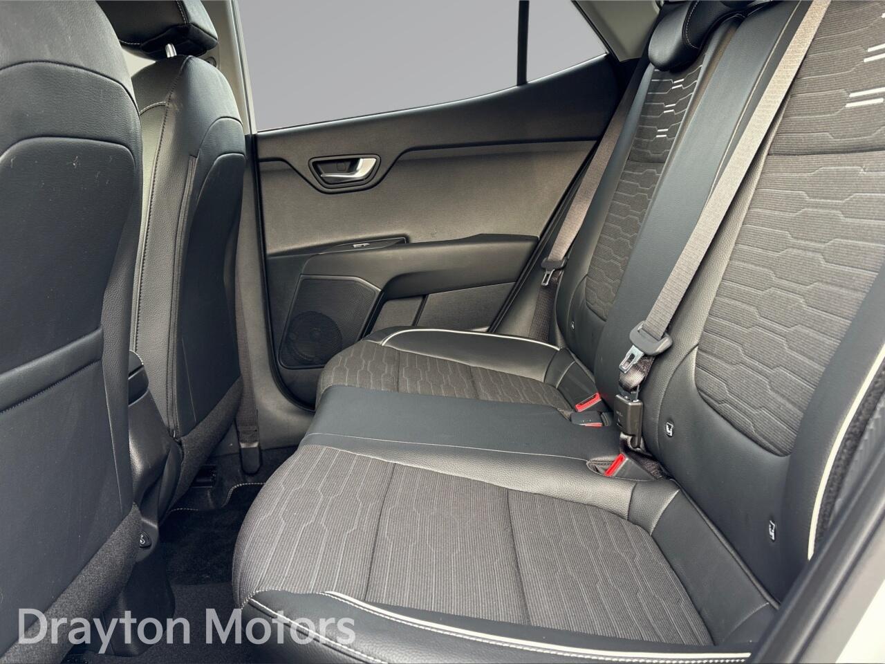 Used Kia Stonic 2025 for sale - 77131734: Photo 14