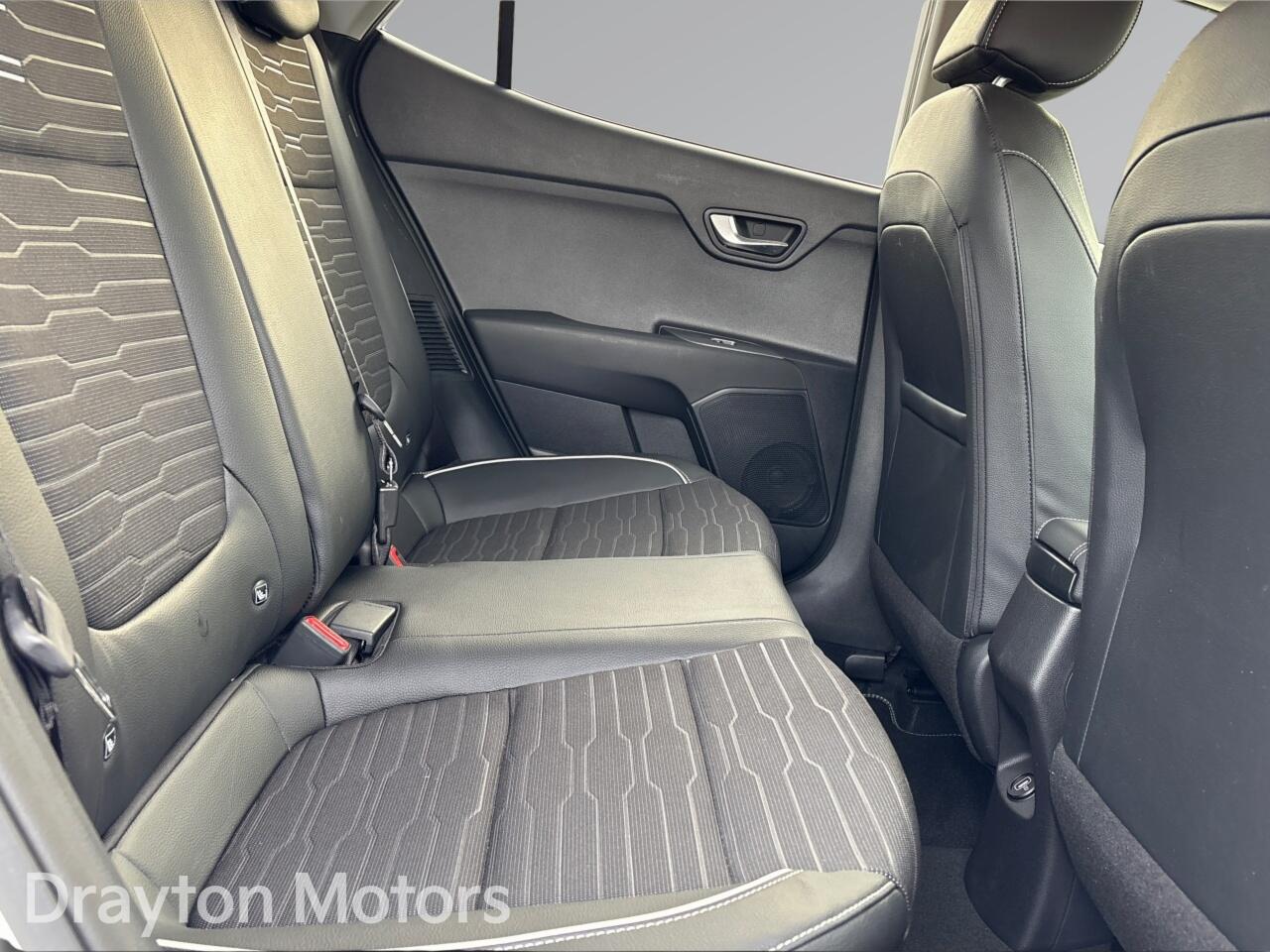 Used Kia Stonic 2025 for sale - 77131734: Photo 17