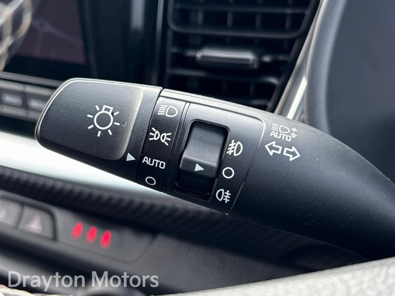 Used Kia Stonic 2025 for sale - 77131734: Photo 29