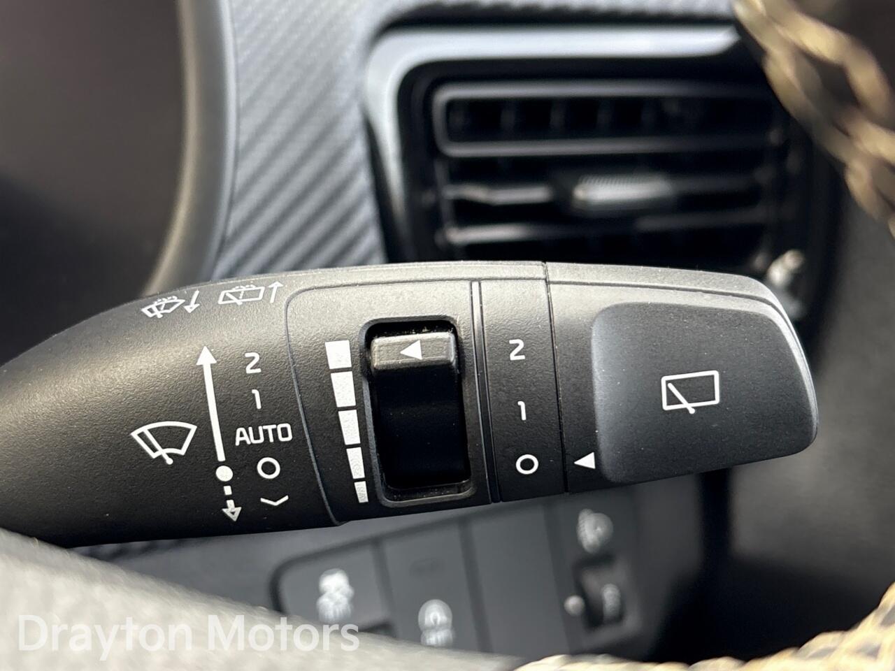 Used Kia Stonic 2025 for sale - 77131734: Photo 32