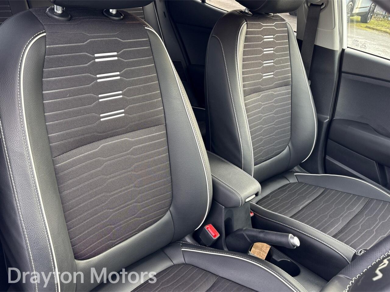 Used Kia Stonic 2025 for sale - 77131734: Photo 33