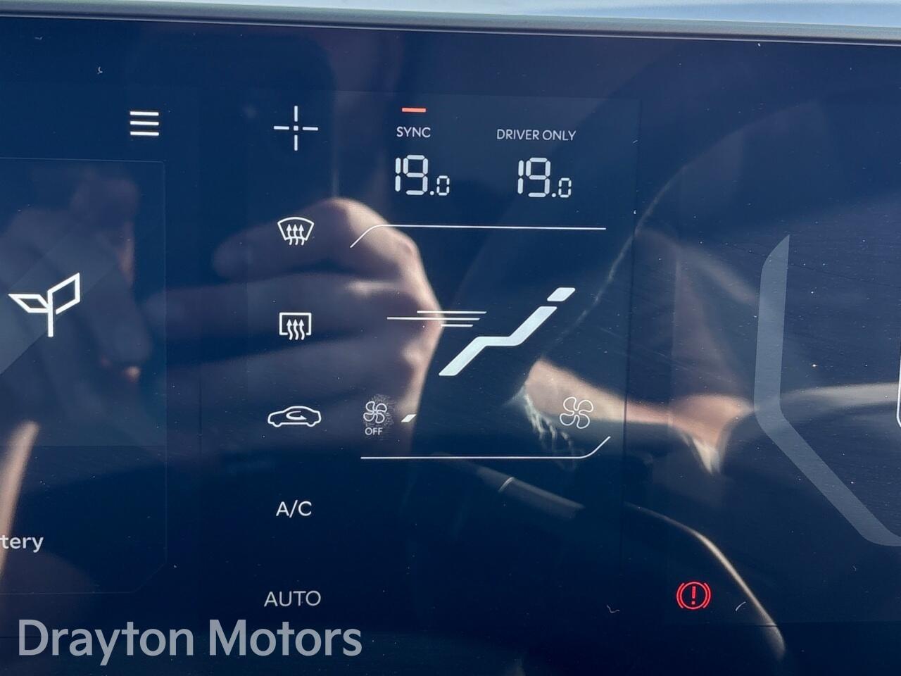 Used Kia EV3 2025 for sale - 78100892: Photo 25