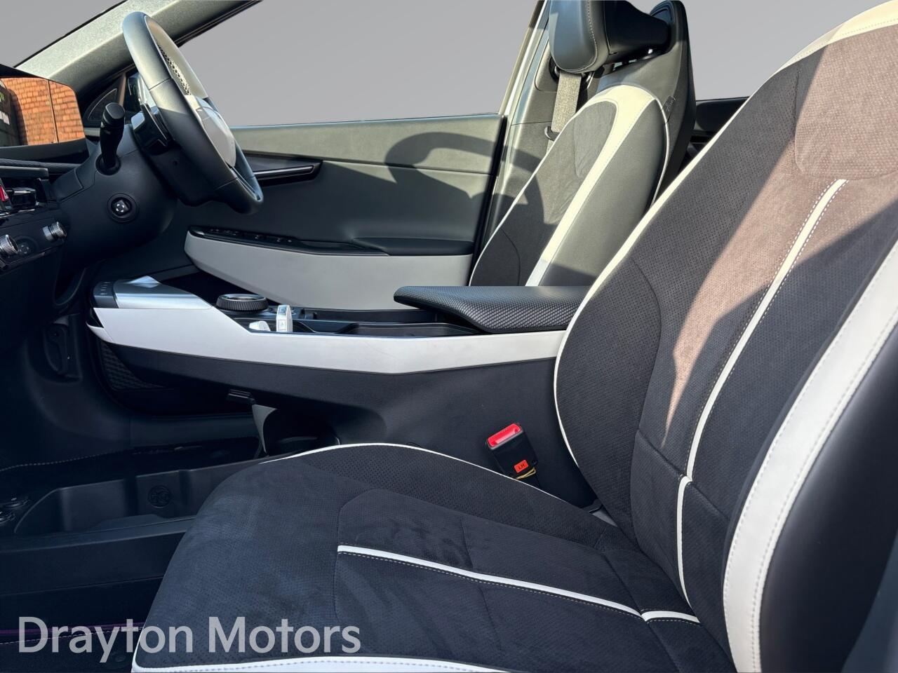 Used Kia EV6 2025 for sale - 77320646: Photo 12